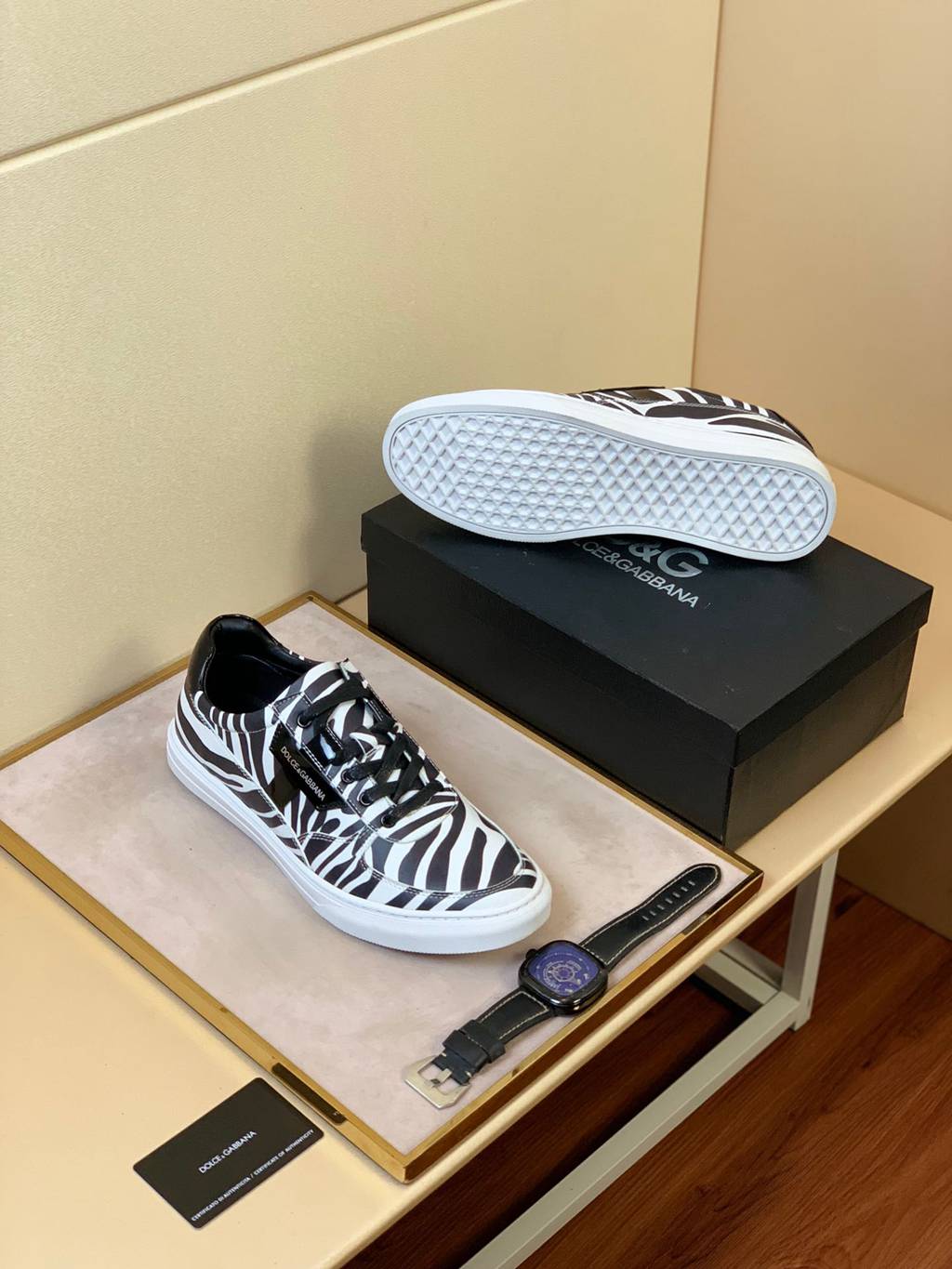 D*G sneaker
